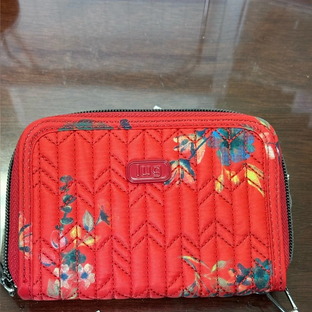 Lug Rodeo Compact RFID Wristlet Wallet - Bouquet Red-NWT - Picture 1 of 6